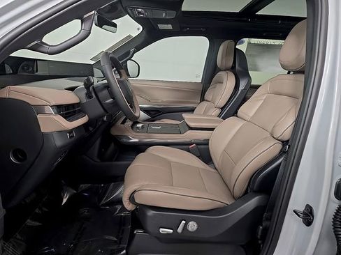New 2026 Lincoln Navigator Black Label AWD/4WD image 13