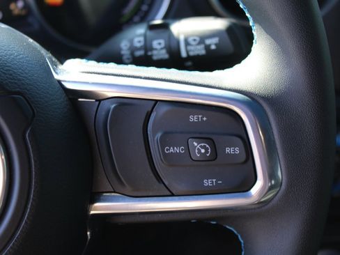 Used 2023 Jeep Wrangler Unlimited Rubicon 4xe image 23