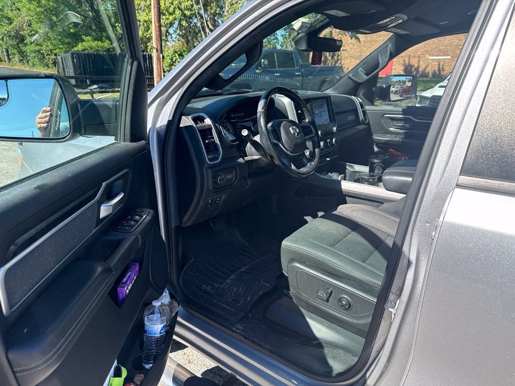 Used 2019 RAM 1500 Big Horn AWD/4WD image 5