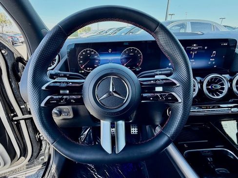 Used 2026 Mercedes-Benz GLA 250 image 23