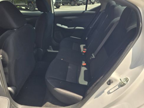 Used 2024 Nissan Sentra SV FWD image 10