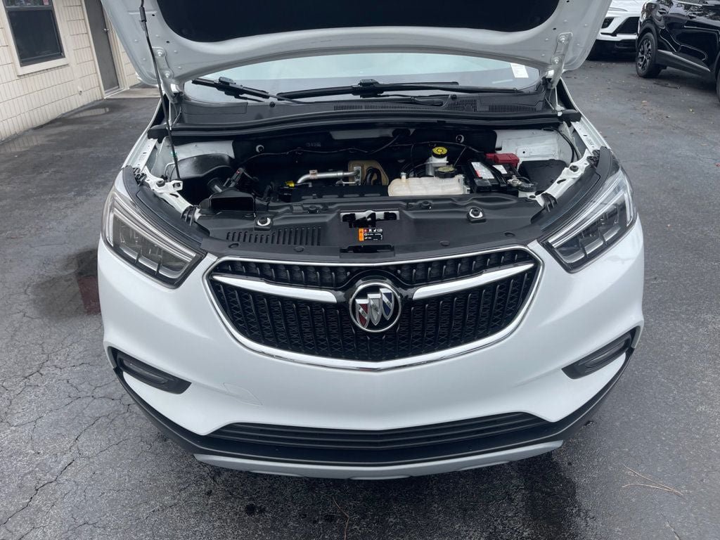 Used 2018 Buick Encore Essence FWD image 21