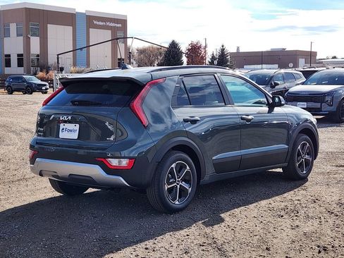 New 2026 Kia Niro EX image 3