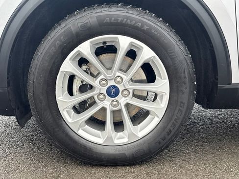 Used 2021 Ford Escape S image 17