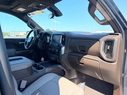 Used 2021 Chevrolet Silverado 1500 LTZ w/ LTZ Premium Package AWD/4WD image 10
