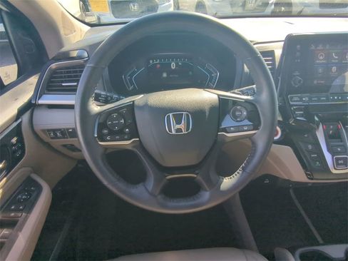 Used 2023 Honda Odyssey Touring image 15