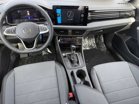 New 2026 Volkswagen Jetta SE image 12