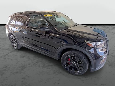 Used 2023 Ford Explorer ST w/ Equipment Group 401A AWD/4WD image 4