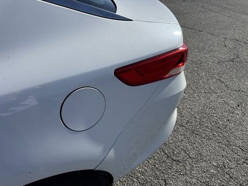 Used 2016 Kia Optima LX image 13