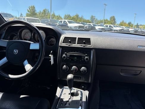 Used 2009 Dodge Challenger R/T w/ Sound Group RWD image 11