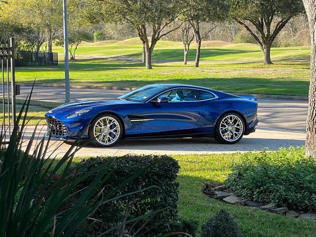 Used 2026 Aston Martin Vanquish RWD image 1