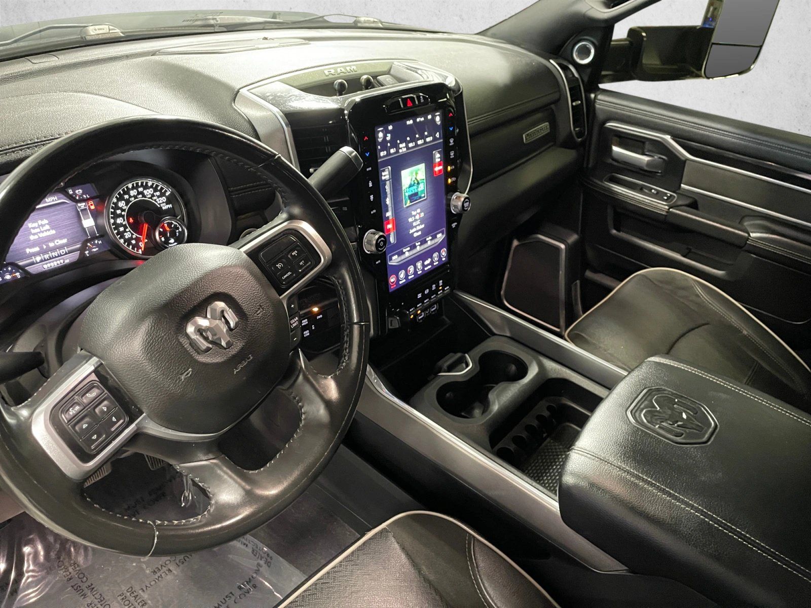 Used 2020 RAM 3500 Laramie AWD/4WD image 10