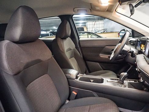 Used 2025 Nissan Kicks S FWD image 16