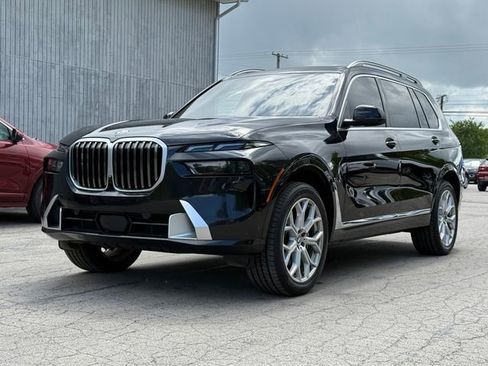Used 2023 BMW X7 xDrive40i image 12