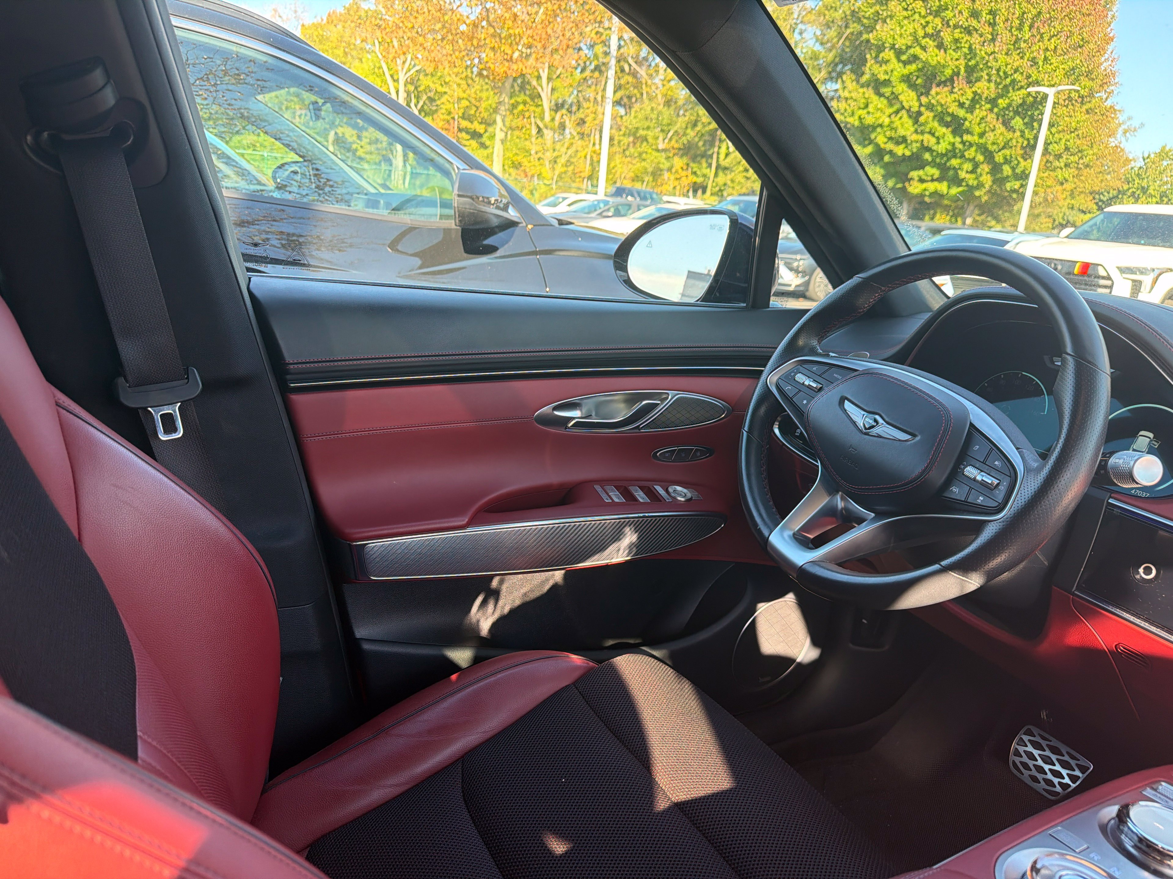Used 2024 Genesis GV70 2.5T w/ Sport Prestige Package AWD/4WD image 11