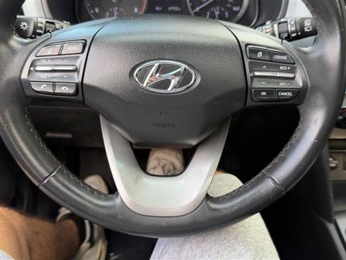 Used 2018 Hyundai Kona SEL w/ SEL Tech Package 02 FWD image 33