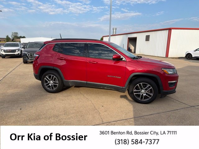 Used 2018 Jeep Compass Latitude FWD image 9