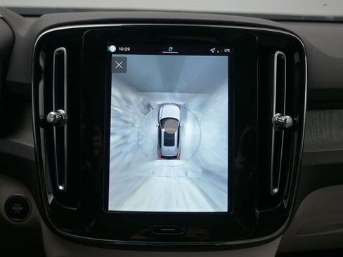 New 2026 Volvo XC40 B5 Ultra w/ Climate Package image 20