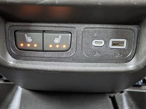 Used 2023 Cadillac XT4 Premium Luxury w/ Enhanced Visibility Package FWD image 23