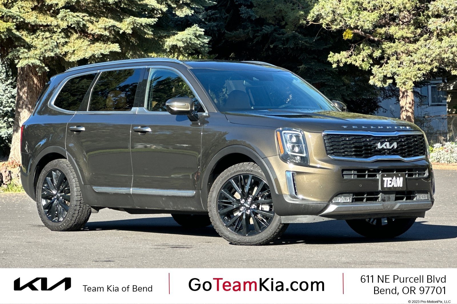 Used 2022 Kia Telluride SX w/ Towing Package FWD image 1