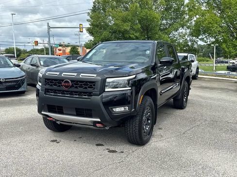 New 2026 Nissan Frontier PRO-4X w/ Tow Package AWD/4WD image 8