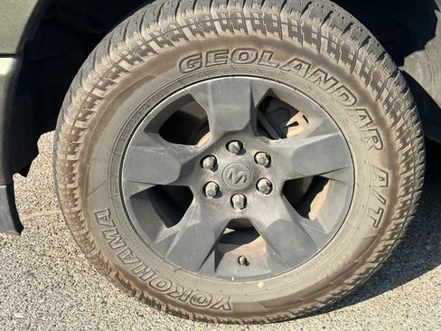 Used 2020 RAM 1500 Big Horn AWD/4WD image 18