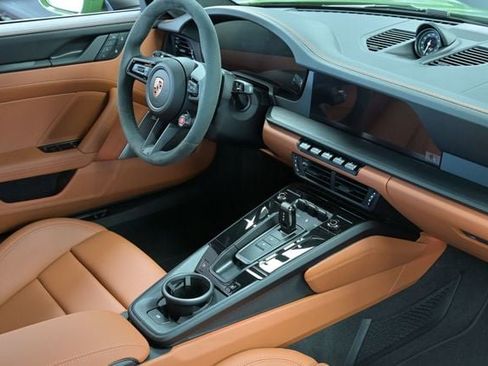 Used 2026 Porsche 911 GTS image 39