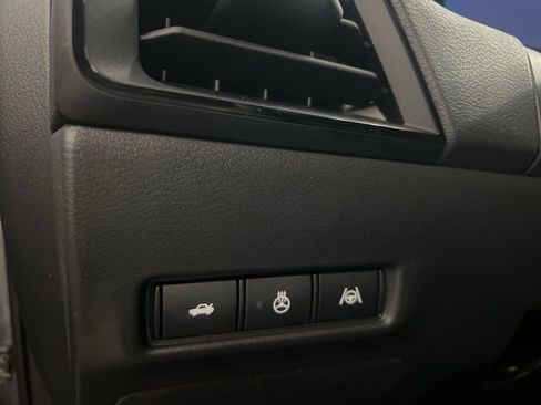 New 2026 Nissan Sentra SR w/ SR Premium Package FWD image 46