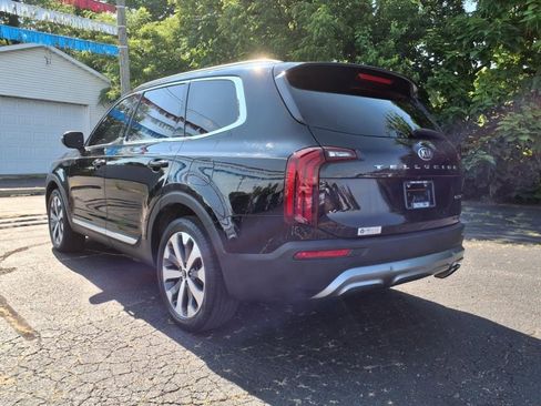 Used 2021 Kia Telluride EX w/ EX Premium Package image 18