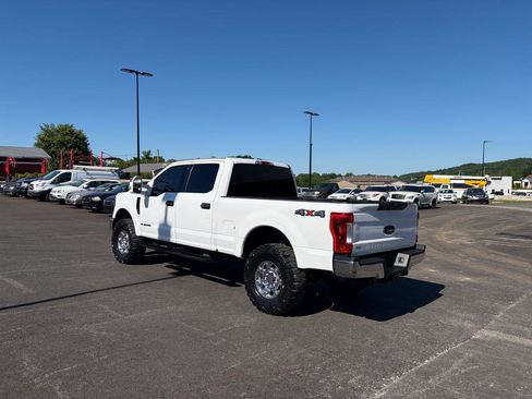 Used 2019 Ford F250 XLT AWD/4WD image 5