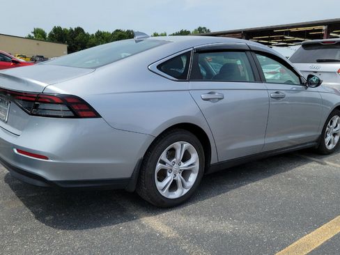 Used 2023 Honda Accord LX image 5