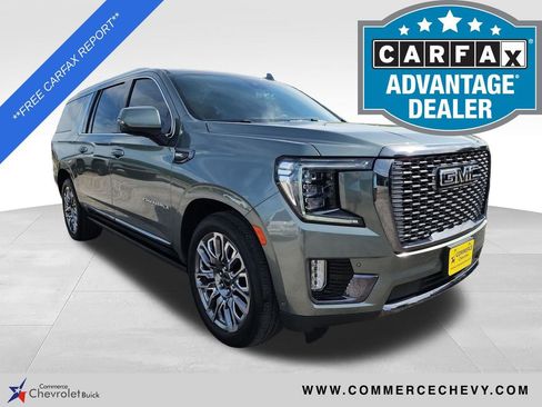 Used 2023 GMC Yukon XL Denali Ultimate AWD/4WD image 1