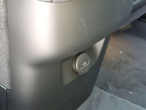 New 2026 Volvo XC90 B6 Plus w/ Protection Package Premier image 30