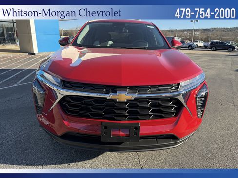 New 2026 Chevrolet Trax LS w/ LS Convenience Package image 2