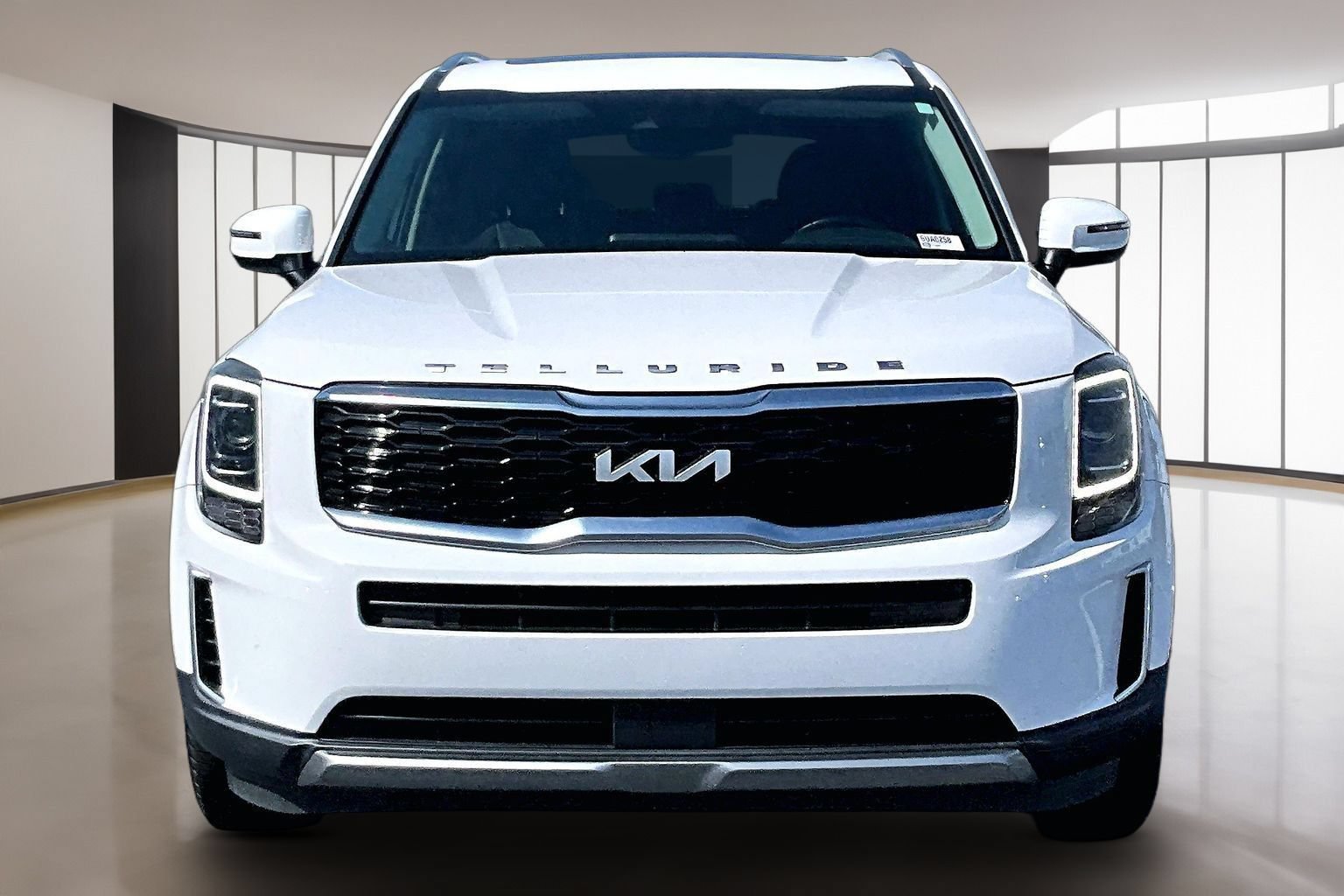 Used 2022 Kia Telluride EX w/ Towing Package FWD image 2