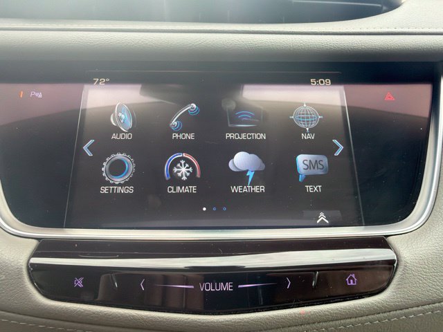 Used 2018 Cadillac XT5 Premium Luxury FWD image 33
