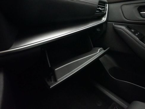 Certified 2023 Nissan Rogue SV w/ SV Premium B Package AWD/4WD image 30