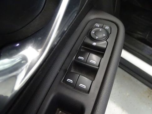 Used 2019 GMC Terrain SLT w/ Preferred Package AWD/4WD image 10