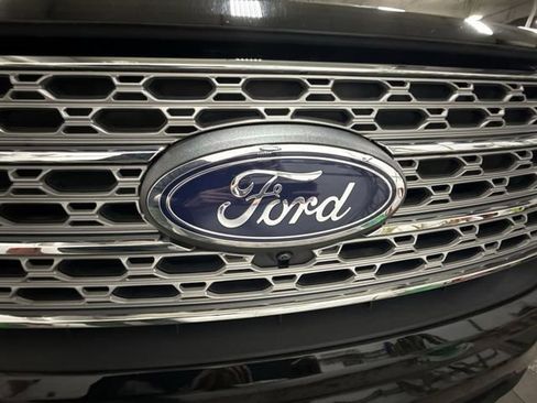 Used 2023 Ford Explorer Limited image 63