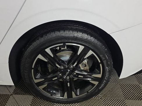 Used 2023 Kia K5 GT-Line w/ GT-Line Premium Package image 17