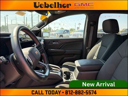 Used 2025 Chevrolet Colorado LT w/ Advanced Trailering Package RWD image 21