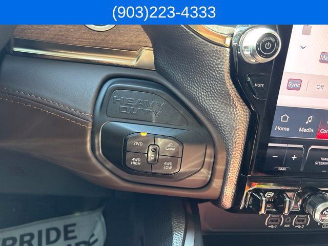 Used 2025 RAM 2500 Limited AWD/4WD image 28