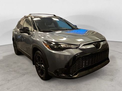 Used 2024 Toyota Corolla Cross AWD Hybrid w/ Moonroof Package image 7