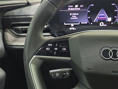 New 2025 Audi Q5 2.0T Premium image 17