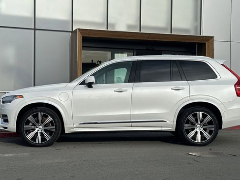 Certified 2023 Volvo XC90 T8 Ultimate image 6