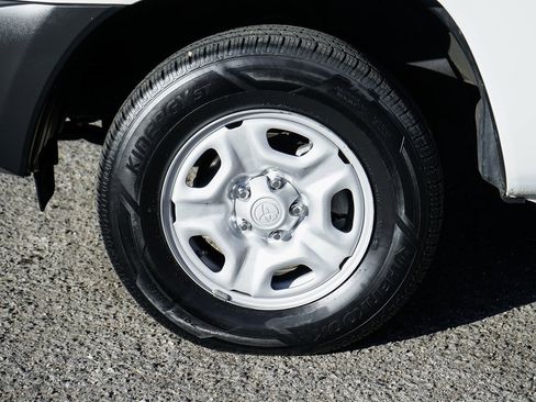 Used 2012 Toyota Tacoma 2WD Regular Cab image 30