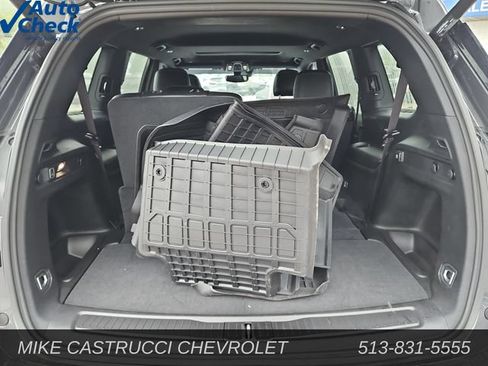Used 2024 Jeep Grand Cherokee L Altitude AWD/4WD image 28