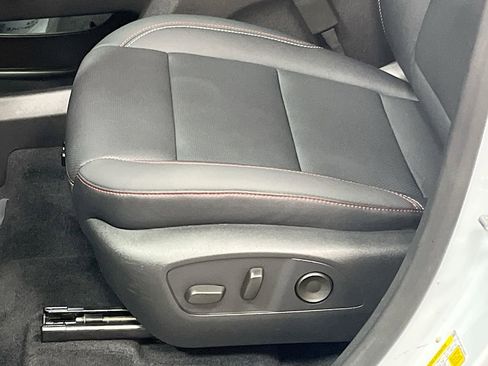 Used 2026 Chevrolet Traverse Z71 w/ Driver Confidence Package AWD/4WD image 19