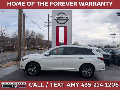 Used 2017 INFINITI QX60 AWD w/ Premium Plus Package image 1