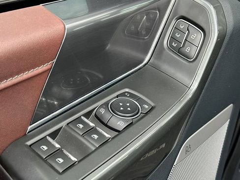 Used 2022 Ford F150 Lariat AWD/4WD image 20